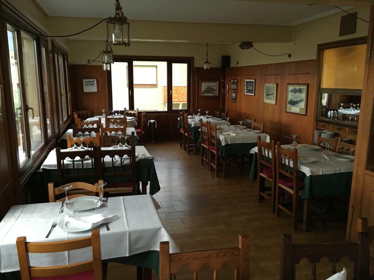 La Trainera Hotel